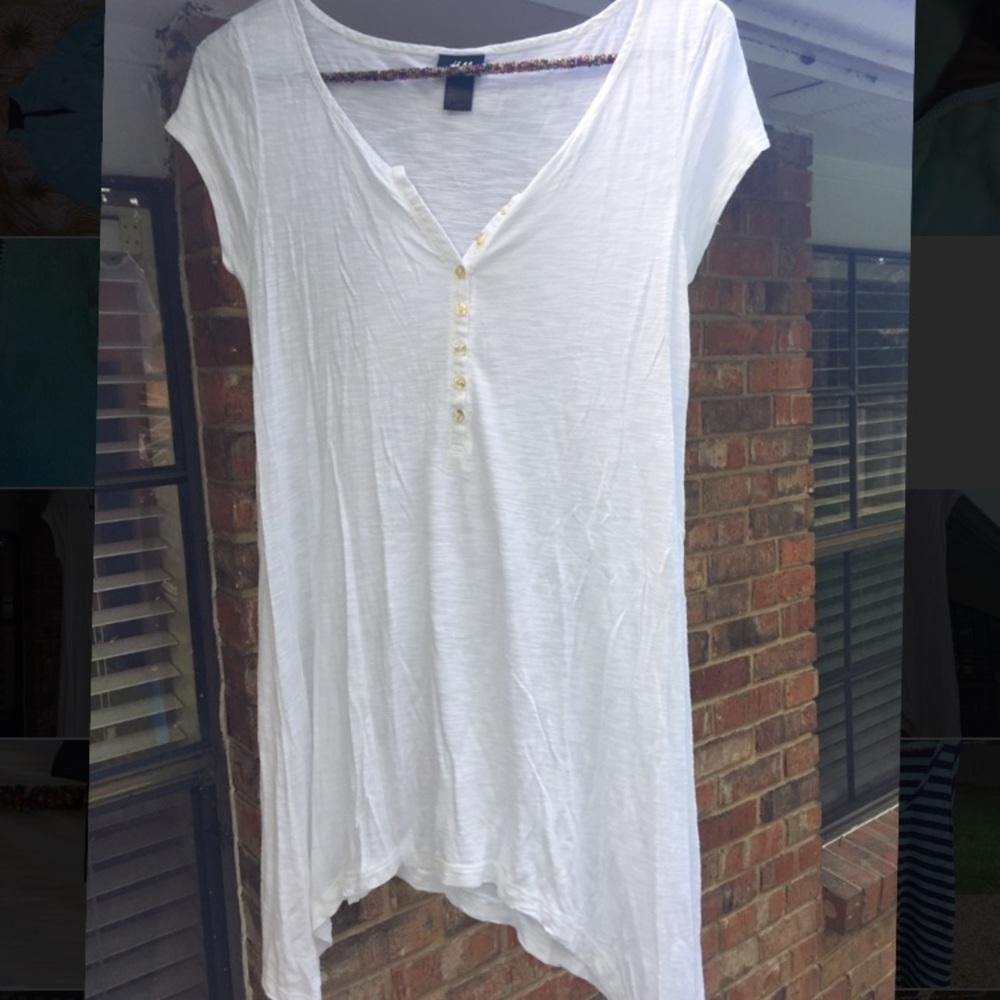 White H&M shirt