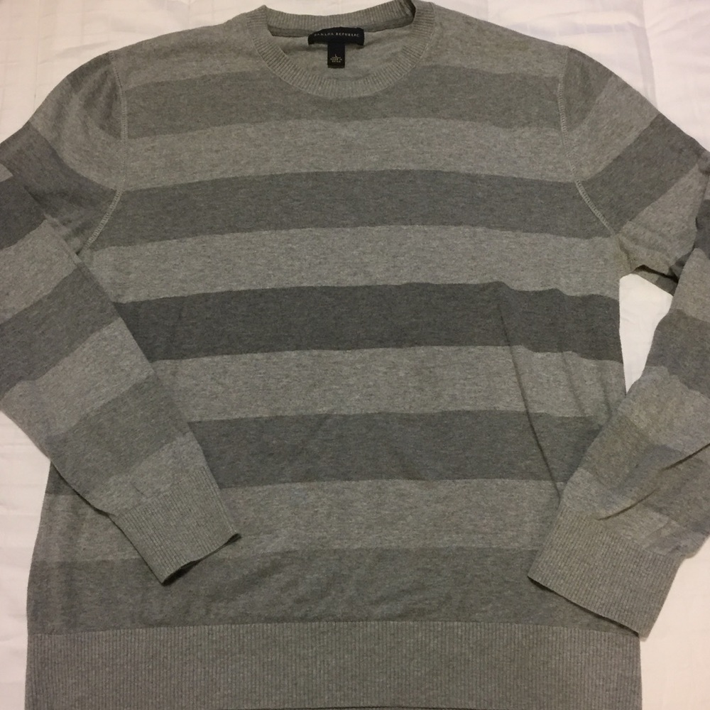 Banana Republic thick-striped gray sweater