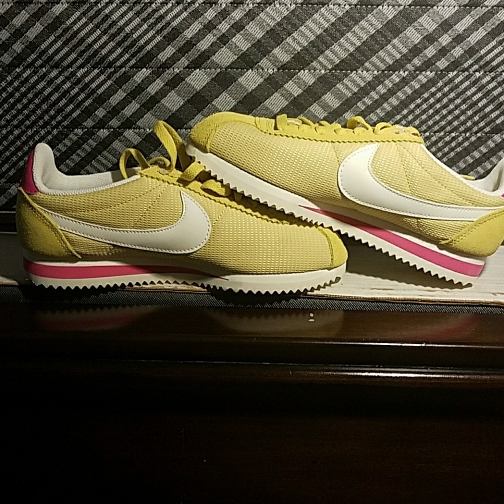 Women's Sneakers (Lemon Drops)