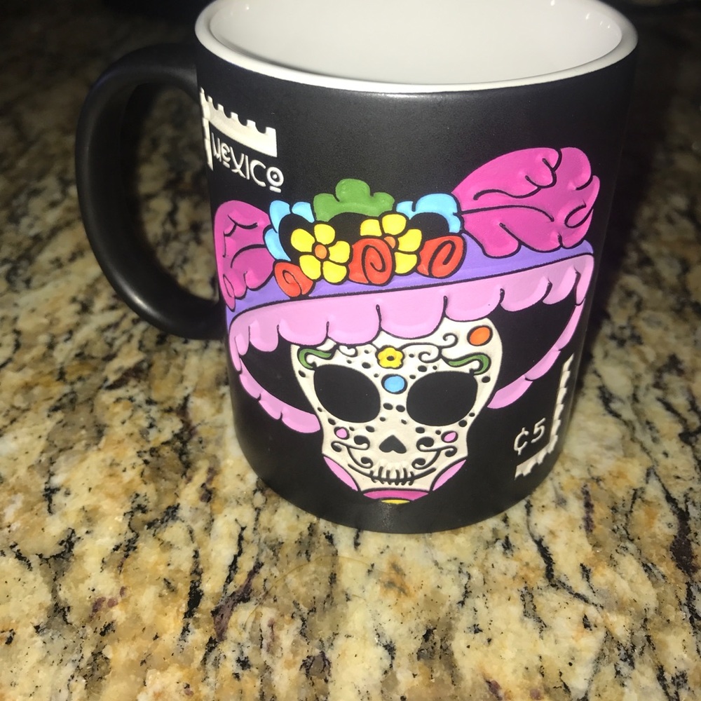 Hand crafted coffee mug."Día de los muertos"