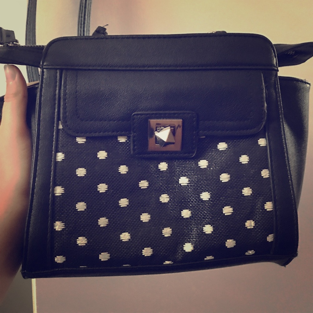 Cute little black bag 😈😈