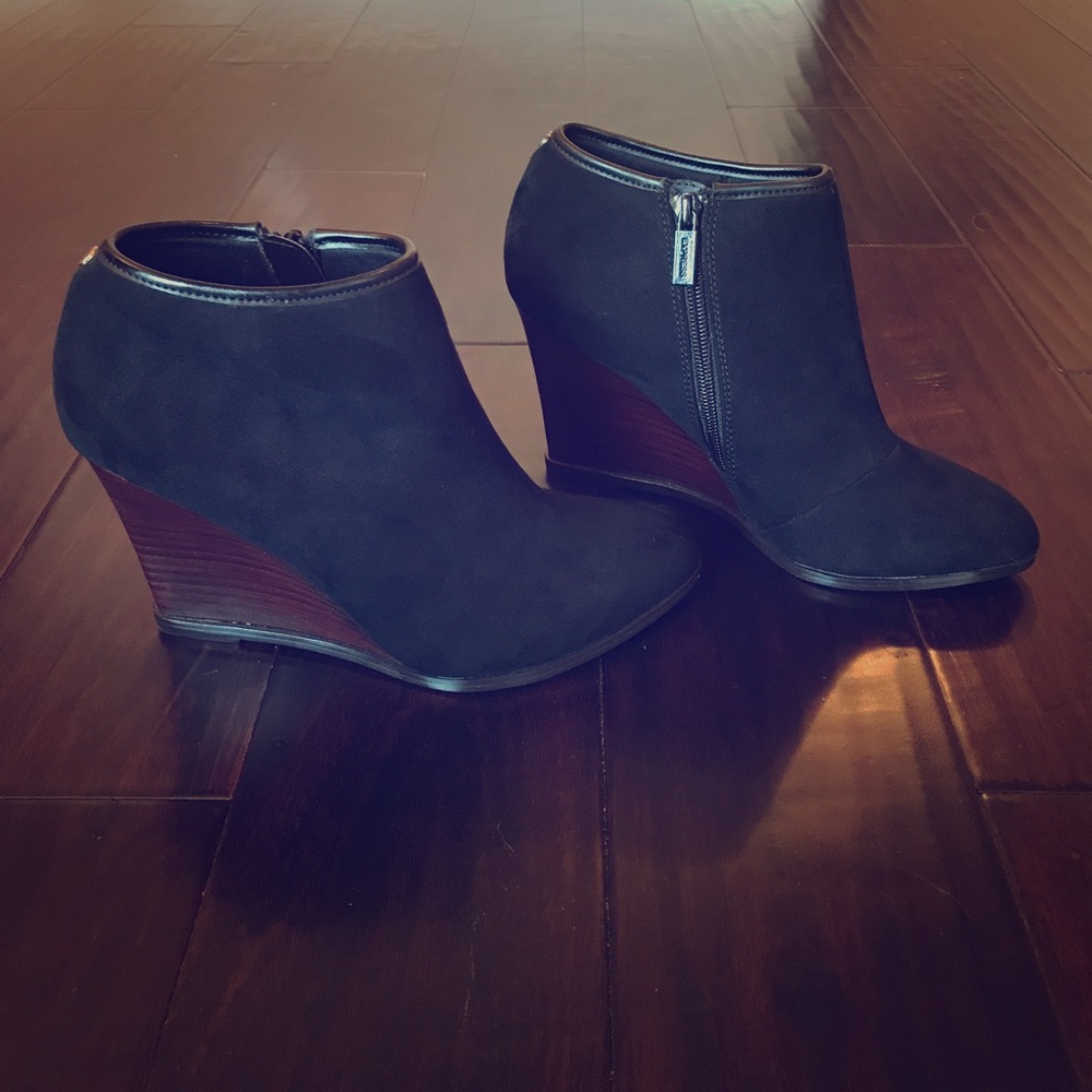 NWOT Express Black Suede Wedge Booties