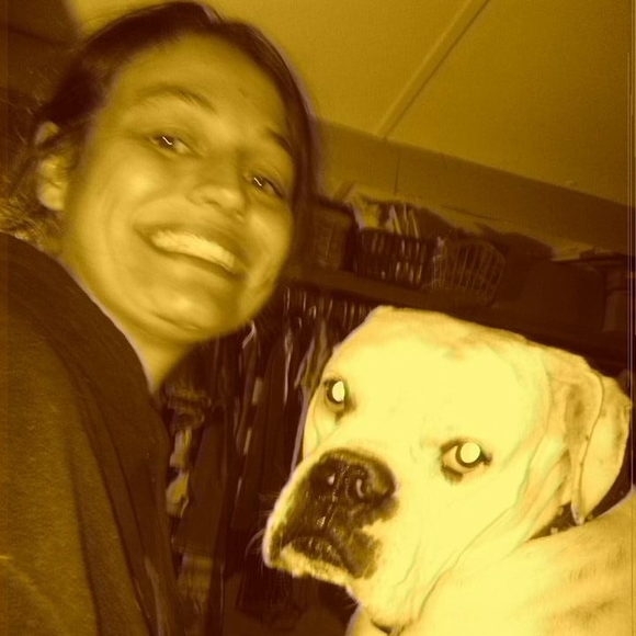 Meet your Posher, Kahla - Picture 1 of 1