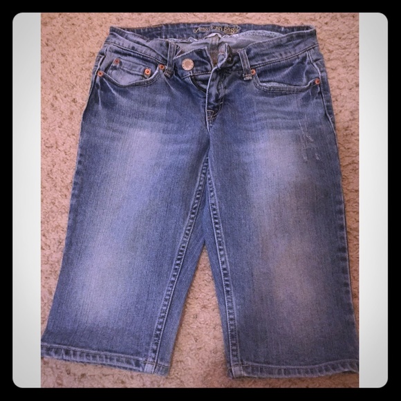AMERiCAN EAGLE Women's Shorts-Size 6 - Picture 1 of 4