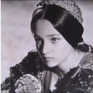 Meet your Posher, Chit