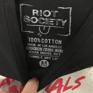 Riot society tee