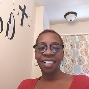 Meet your Posher, Sandy