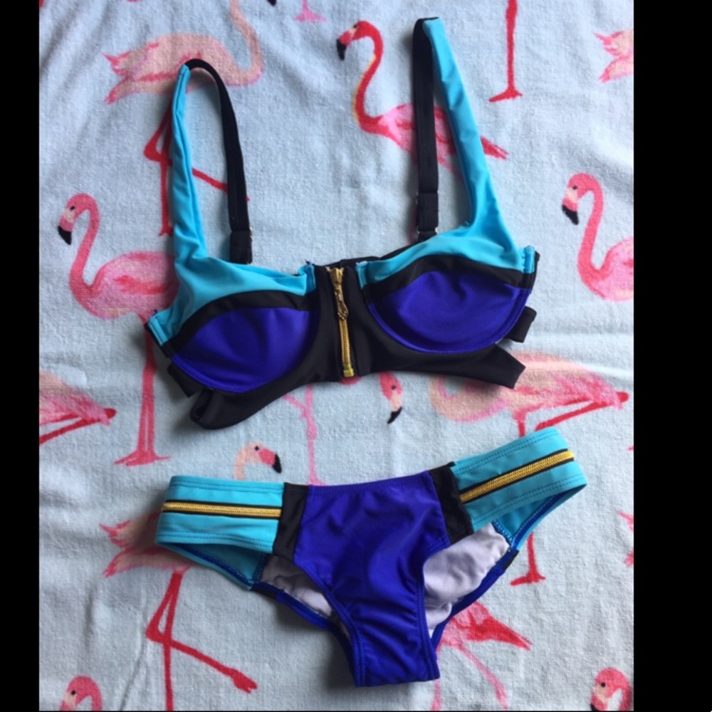 Adorable Color Block Zipper Bikini - Never Worn