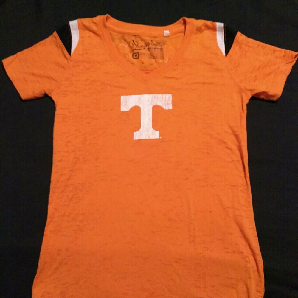 Orange TN v-neck tee