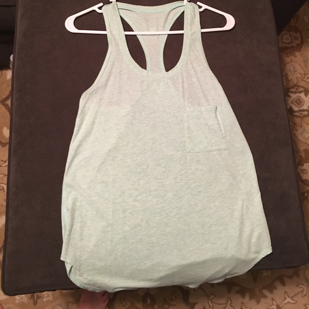 Lululemon tank