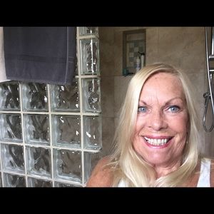 Meet your Posher, Paula