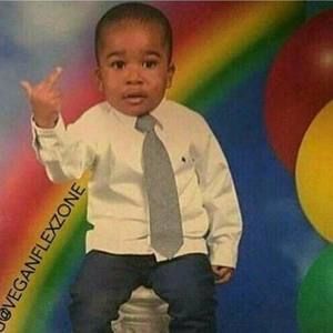 Meet your Posher, Levi