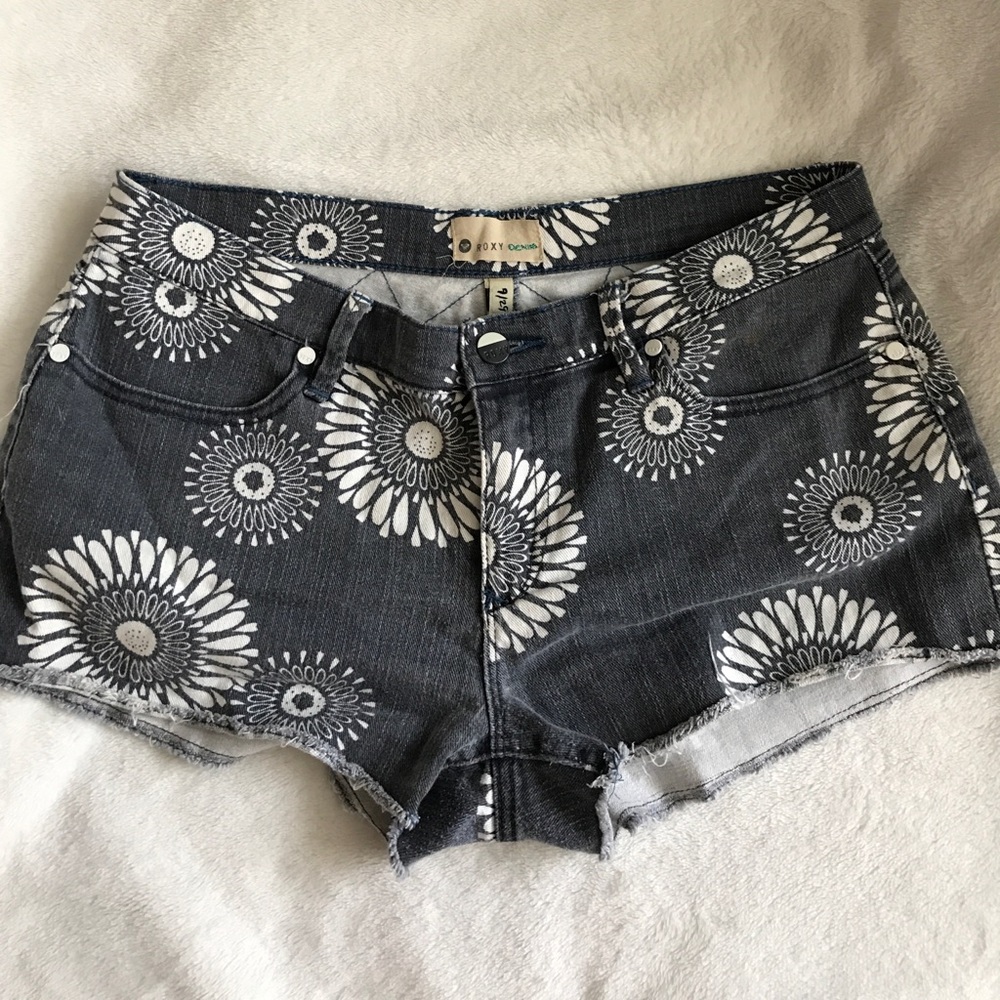 Roxy Flower Shorts