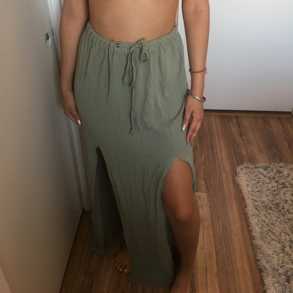 Green maxi skirt
