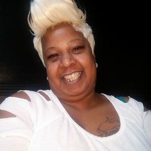 Meet your Posher, Cynthia