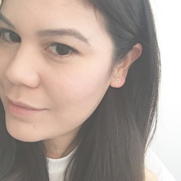 🆕 LAST PAIR! 'MARA' GOLD BRUSHED STUDS - Picture 2 of 5