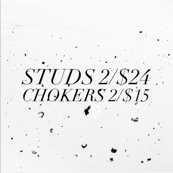 🆕 LAST PAIR! 'MARA' GOLD BRUSHED STUDS - Picture 5 of 5