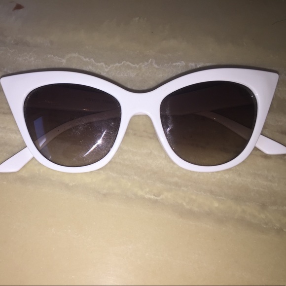 3 Set of wing sunglasses - Picture 2 of 5