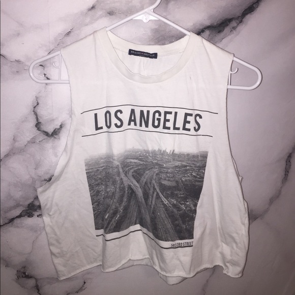 LOS ANGELES BRANDY MELVILLE CROP TOP - Picture 2 of 3
