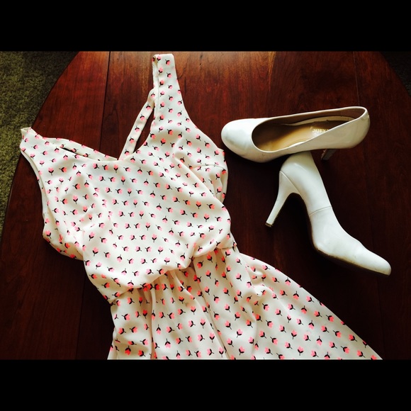 SOLD🚫NWOT Lush Blouson Dress in Rare Floral Print - Picture 3 of 5