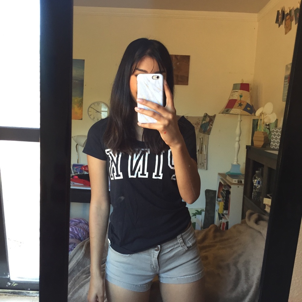 VS PINK black soft sexy tee