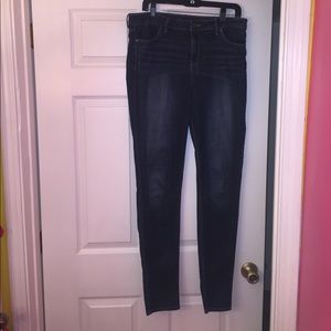 Jennifer Lopez High-Rise Skinny Jeans