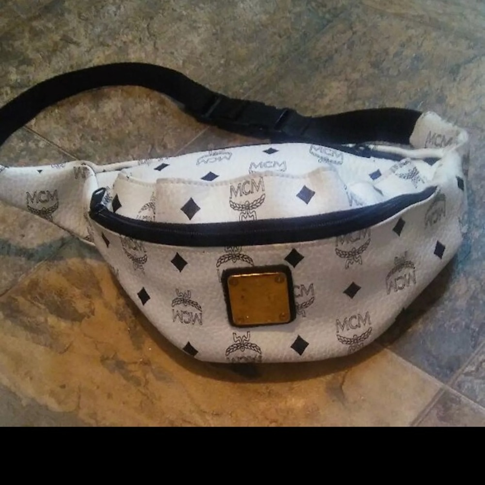 Mcm fanny pack