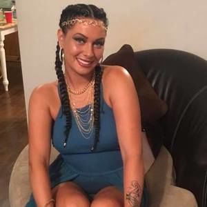 Meet your Posher, Alyssa