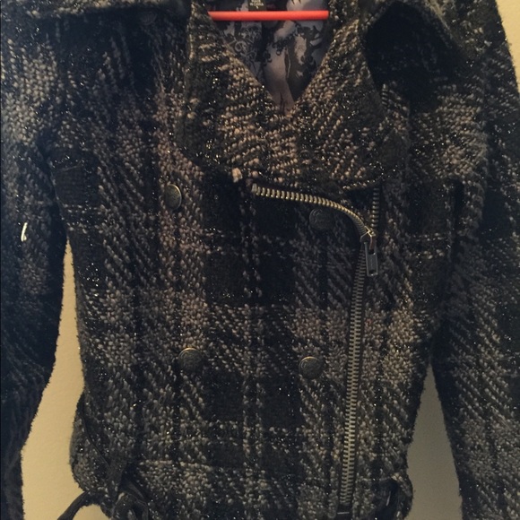 guess asymmetrical zipper with belt quilted coat - Picture 4 of 4