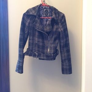 guess asymmetrical zipper with belt quilted coat