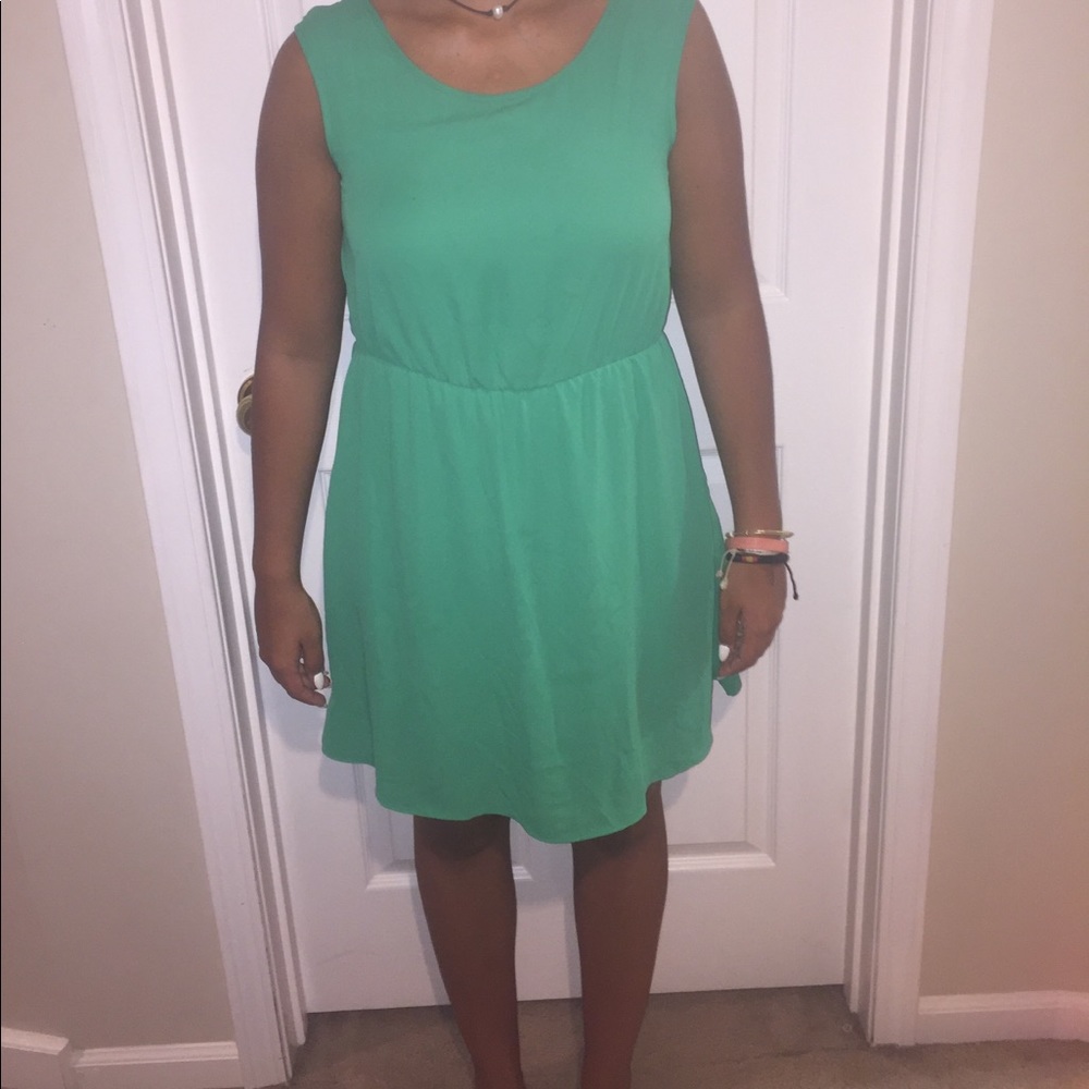 Green Cut Out Dress • Size M • Fits like a L