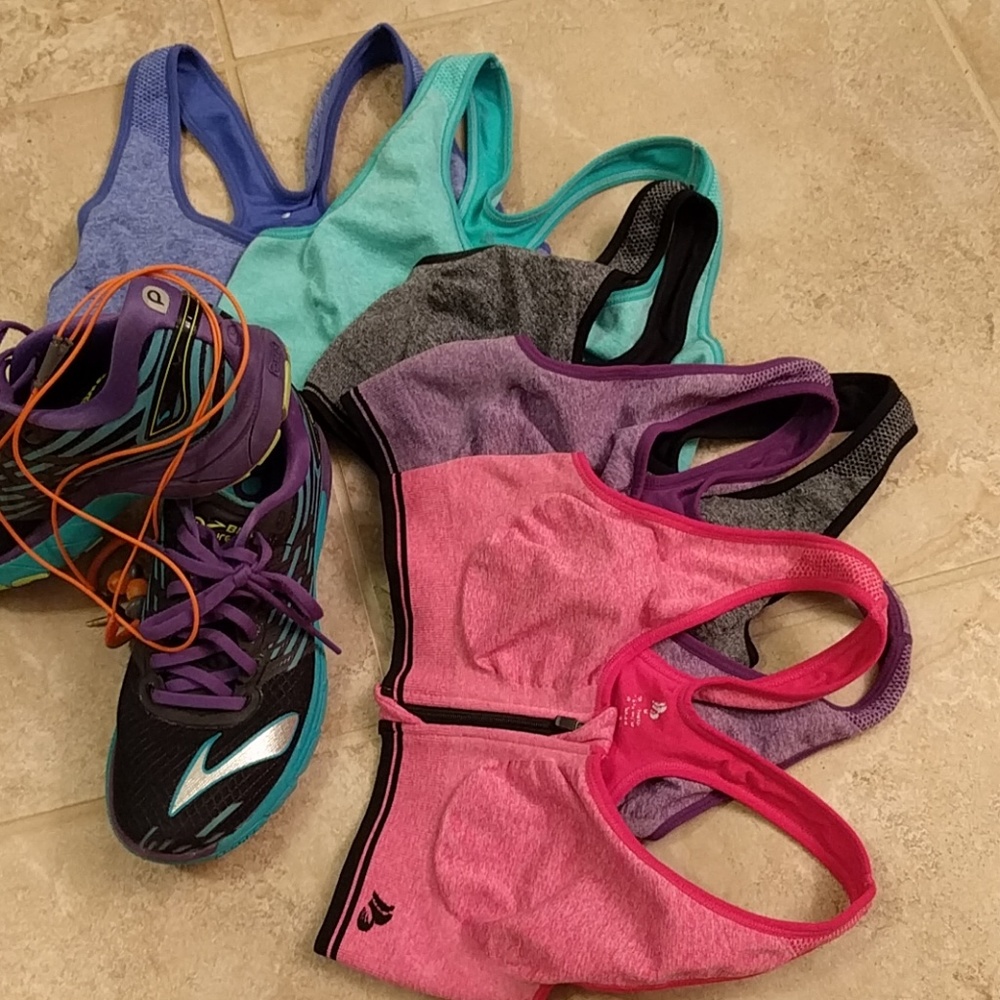 Set of Seamless Zip-Front Sports Bras