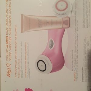 ❗️SOLD❗️New Clarisonic Mia 2 cleansing system $169