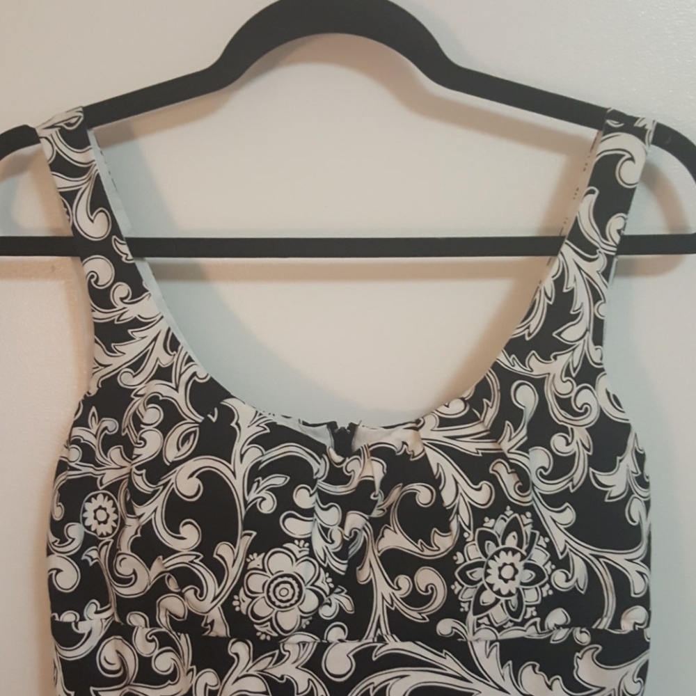 B. SMART Dress-with pockets!