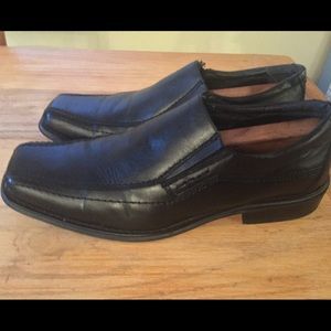 Girza Men's Black Loafers Size 8.5