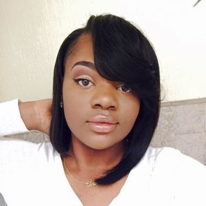 Meet your Posher, Ebony