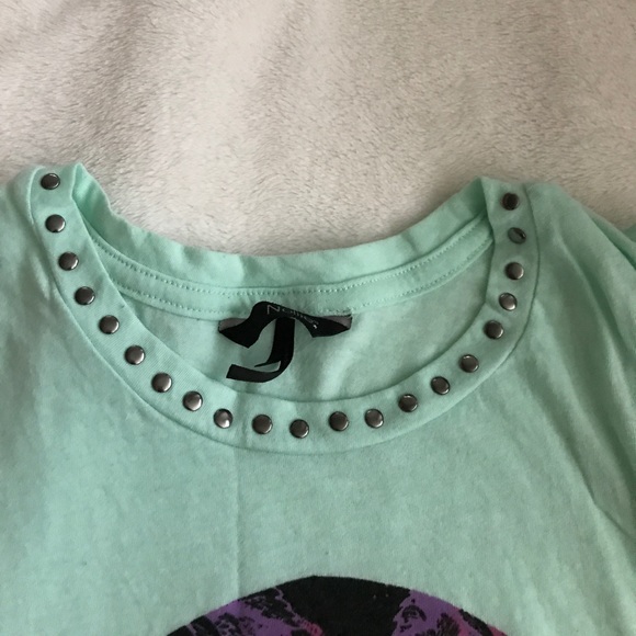 Skull Tank Top - Picture 3 of 4