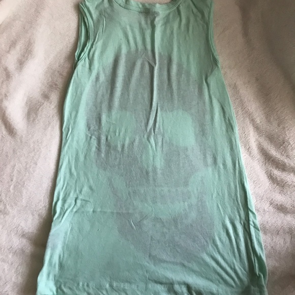 Skull Tank Top - Picture 4 of 4