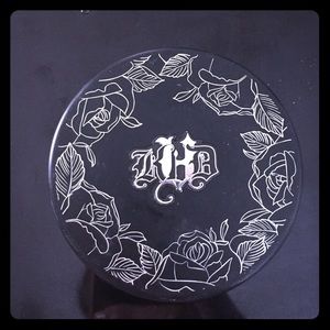 KAT VON D Lock it foundation powder!!! Like new !