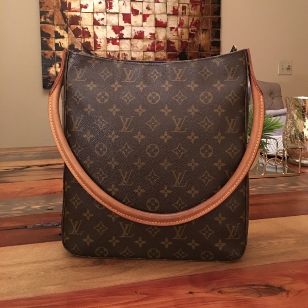 AUTHENTIC LOUIS VUITTON LOOPING GM