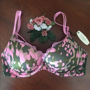 NWT Camouflage Victoria's Secret Very Sexy Bra 34C