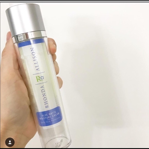 NEW🌿Aloe Matte Moisturizer 🌿 - Picture 2 of 2