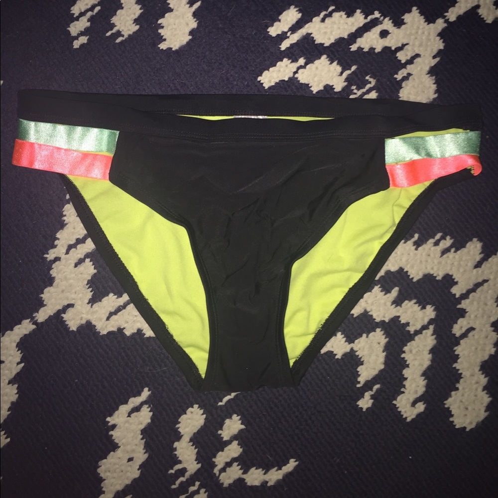 black bikini bottoms