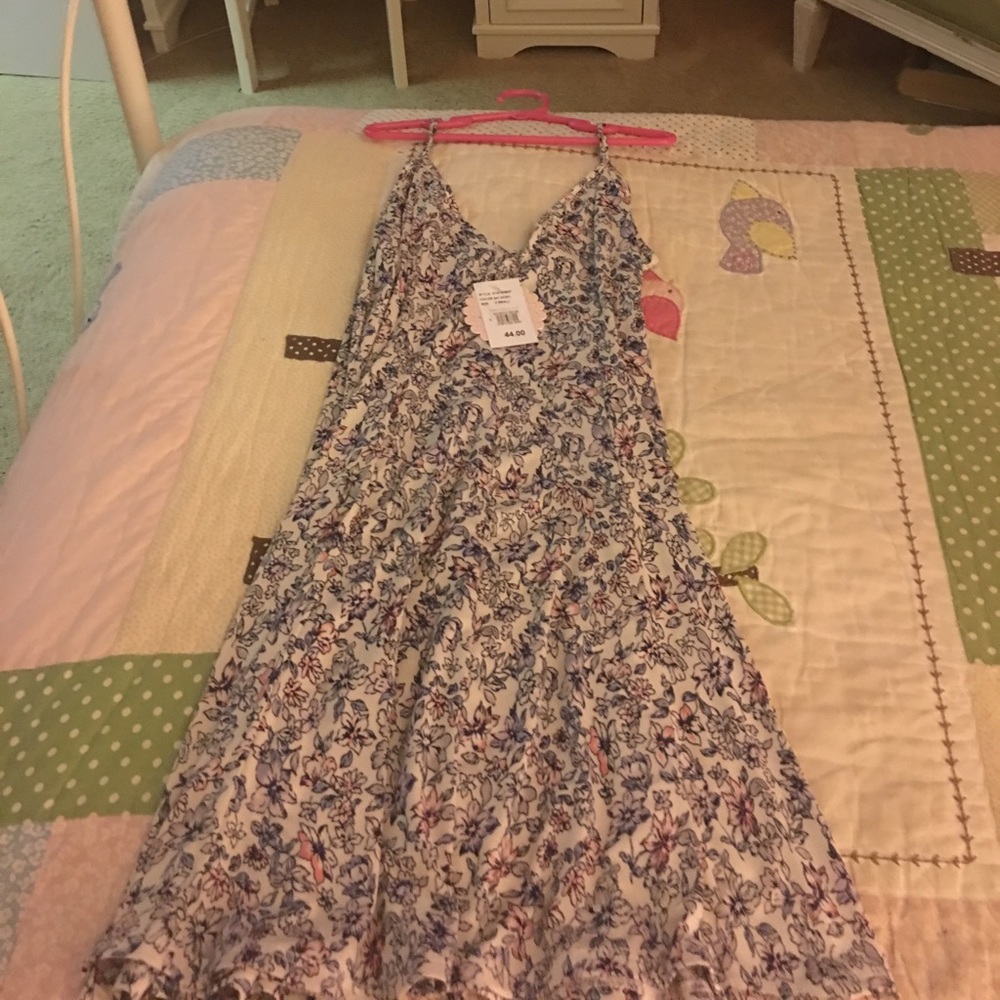Floral summer dress for girls.