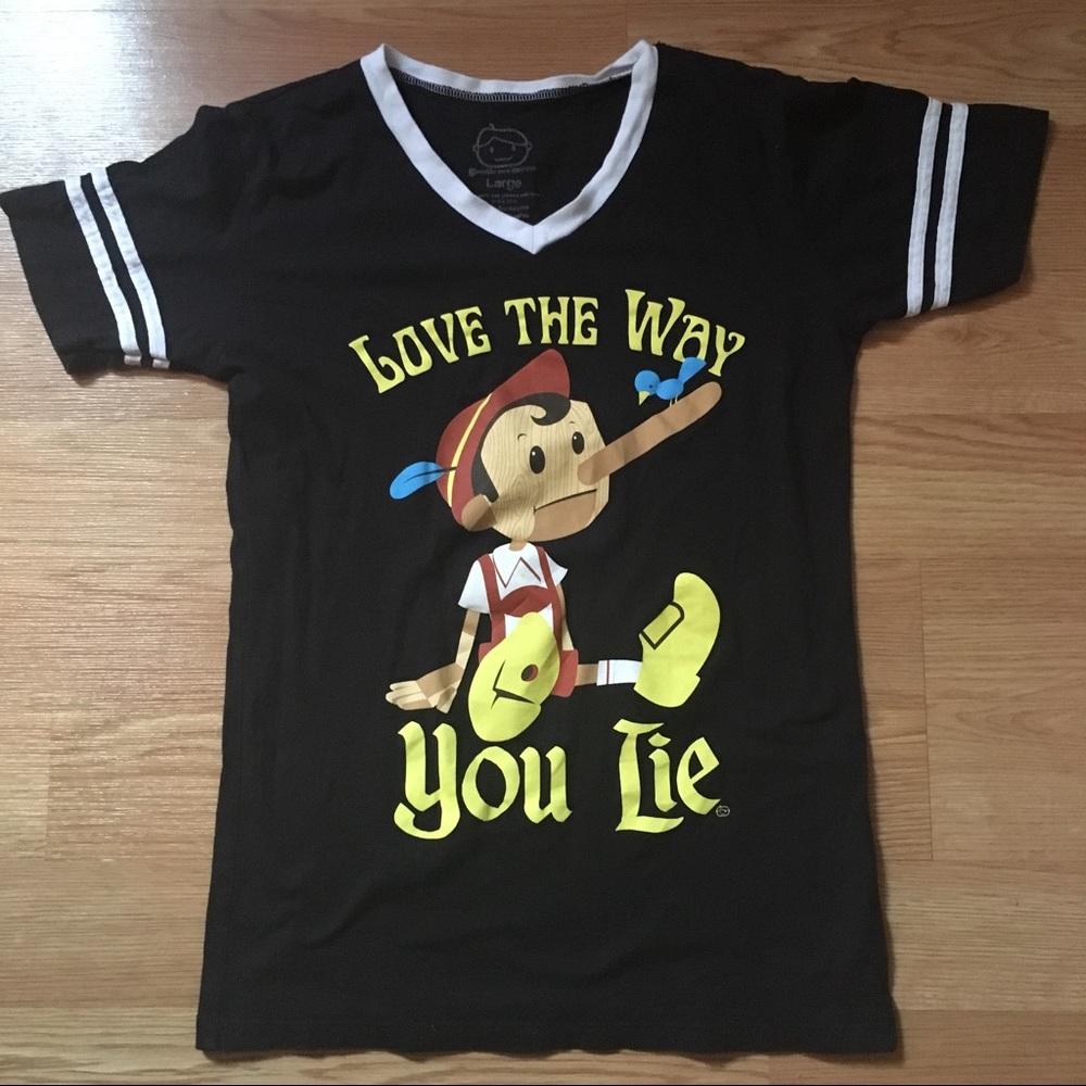 👑Love The Way You lie graphic T- shirt 4/$35