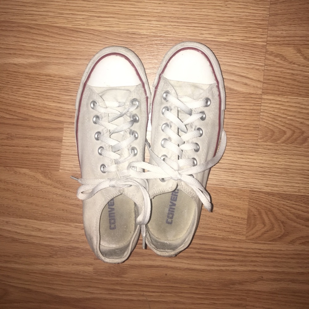 White ALL STAR CONVERSE 😊