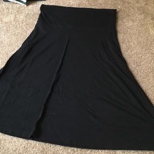Black knee-length circle skirt