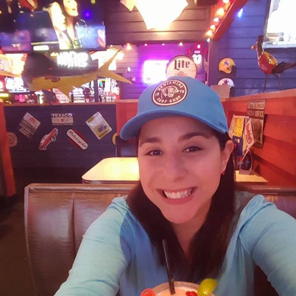 Meet your Posher, Gabriela