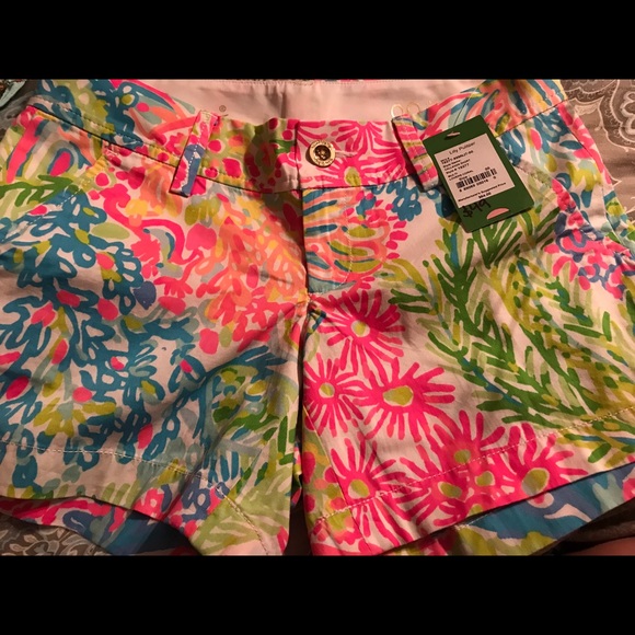 New Lilly Pulitzer lovers Coral shorts Sz 00 - Picture 1 of 4