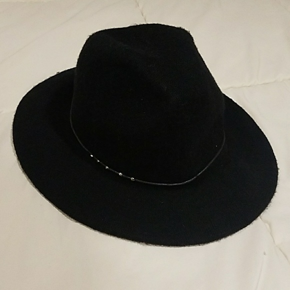 Nine West Accessories - Nine West Hat NWT